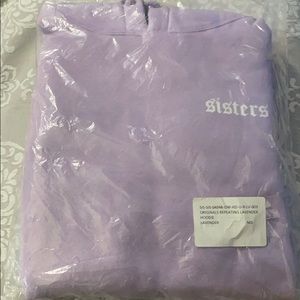 Sisters Apparel Lavender Hoodie - Size MD NWT